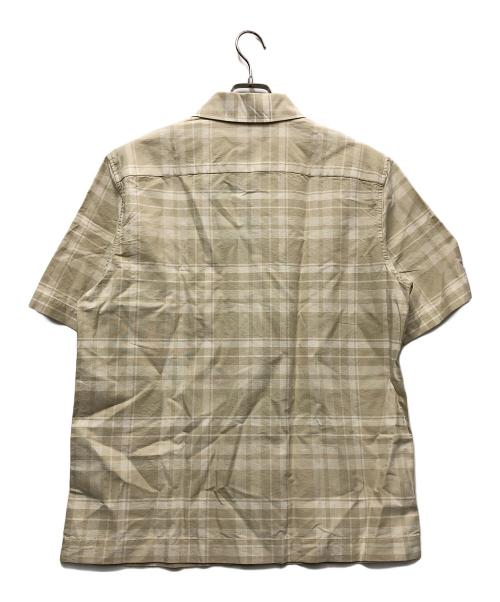 FRED PERRY（フレッドペリー）FRED PERRY (フレッドペリー) 半袖シャツ ベージュ サイズ:Mの古着・服飾アイテム