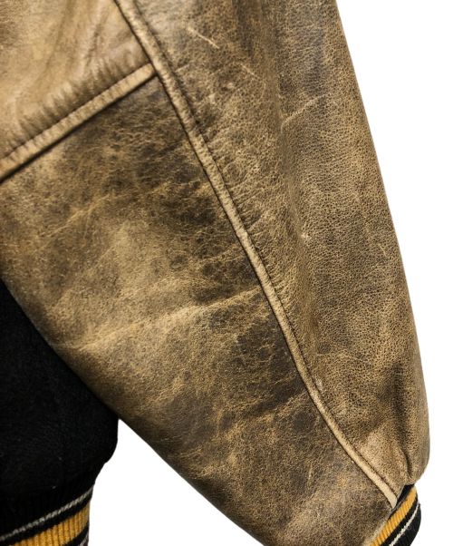 O'NEILL（オニール）O'NEILL (オニール) スタジャン ブラック×ベージュ サイズ:Mの古着・服飾アイテム