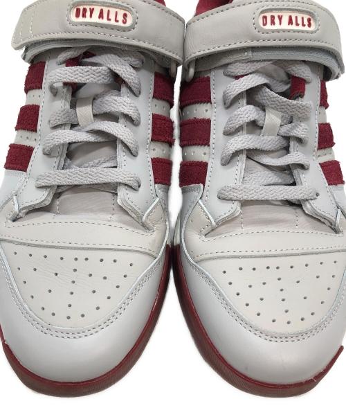 adidas Originals（アディダスオリジナル）adidas Originals (アディダスオリジナル) HUMAN MADE (ヒューマンメイド) FORUM L HM フォーラムローヒューマンメイド グレー×レッド サイズ:27の古着・服飾アイテム