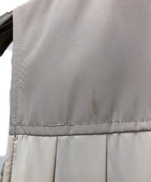 Snidel（スナイデル）Snidel (スナイデル) プリーツトレンチ アイボリーの古着・服飾アイテム