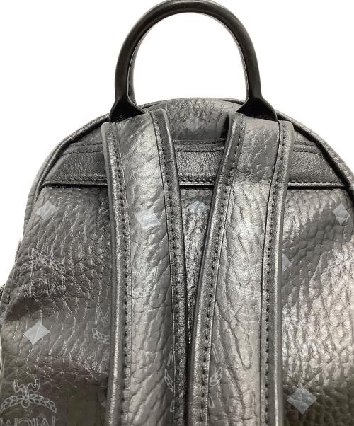 MCM（エムシーエム）MCM (エムシーエム) Stark サイドスタッズ バックパック ブラックの古着・服飾アイテム