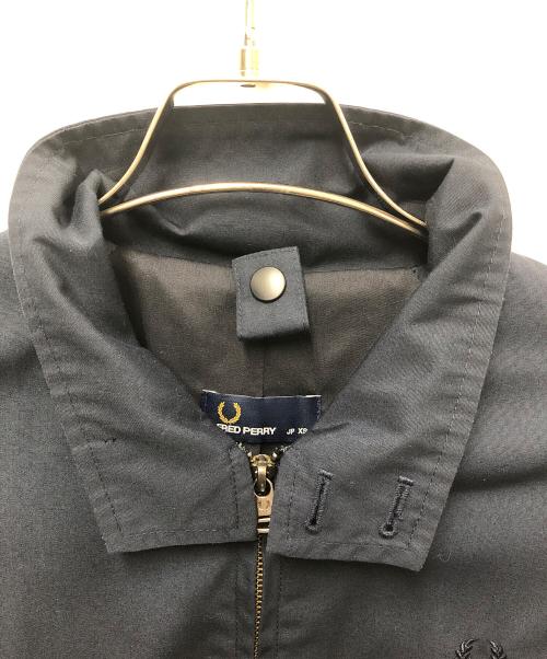 FRED PERRY（フレッドペリー）FRED PERRY (フレッドペリー) Harrington Mac（ハリントンマック） ネイビー サイズ:XSの古着・服飾アイテム