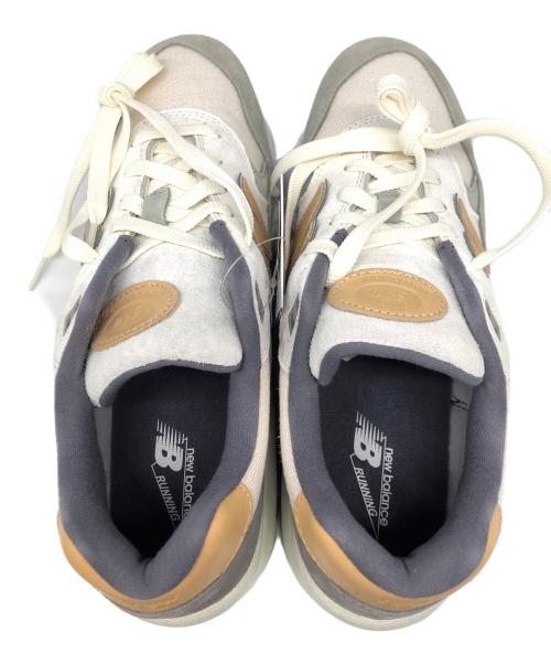 NEW BALANCE（ニューバランス）NEW BALANCE (ニューバランス) KITH (キス) スニーカー ベージュ サイズ:26.5の古着・服飾アイテム