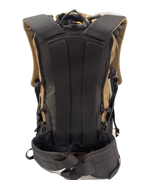 PAAGO WORKS（パーゴワークス）PAAGO WORKS (パーゴワークス) BUDDY 33 バックパック ベージュの古着・服飾アイテム