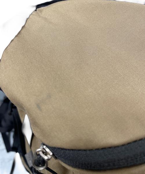 PAAGO WORKS（パーゴワークス）PAAGO WORKS (パーゴワークス) BUDDY 33 バックパック ベージュの古着・服飾アイテム