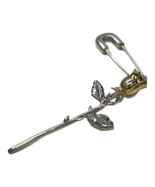 AMBUSH（アンブッシュ）AMBUSH (アンブッシュ) ROSE CHARM EARRING(ピアス)の古着・服飾アイテム