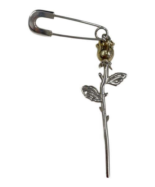 AMBUSH（アンブッシュ）AMBUSH (アンブッシュ) ROSE CHARM EARRING(ピアス)の古着・服飾アイテム