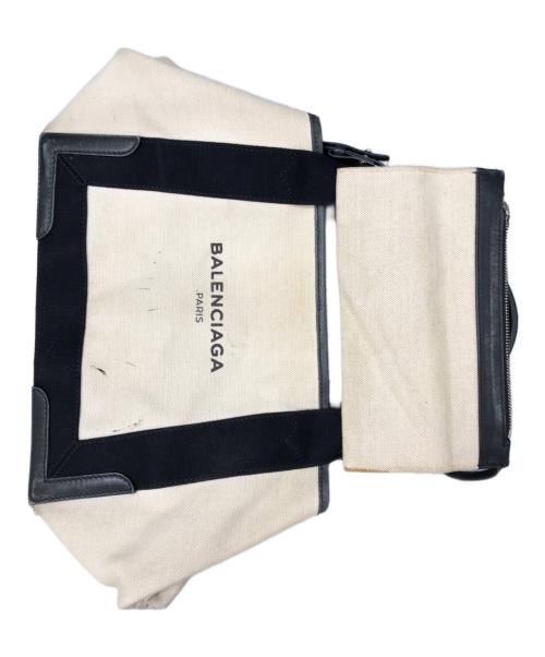 BALENCIAGA（バレンシアガ）BALENCIAGA (バレンシアガ) ネイビーカバスSトート アイボリー×ブラックの古着・服飾アイテム