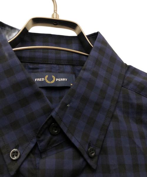FRED PERRY（フレッドペリー）FRED PERRY (フレッドペリー) 半袖シャツ ネイビー サイズ:Mの古着・服飾アイテム