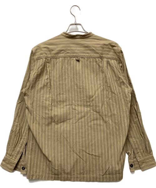 MHL（エムエイチエル）MHL (エムエイチエル) バンドカラーシャツ ベージュ サイズ:Lの古着・服飾アイテム