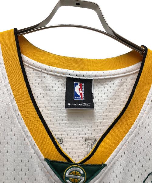 REEBOK（リーボック）REEBOK (リーボック) NBA (エヌビーエー) ゲームユニフォーム ホワイト×グリーン サイズ:XLの古着・服飾アイテム