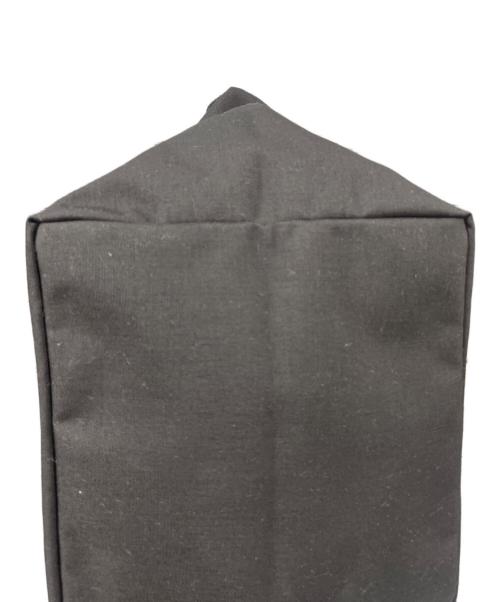 Herve Chapelier（エルベシャプリエ）Herve Chapelier (エルベシャプリエ) 舟形Ｍハンドバッグ ブラックの古着・服飾アイテム