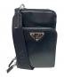 PRADA（プラダ）の古着「サフィアーノレザースマートフォンケース」｜ブラック