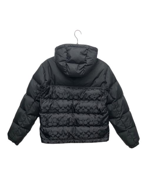COACH（コーチ）COACH (コーチ) シグネチャー フーデッド パッファー ジャケット ブラック サイズ:Sの古着・服飾アイテム