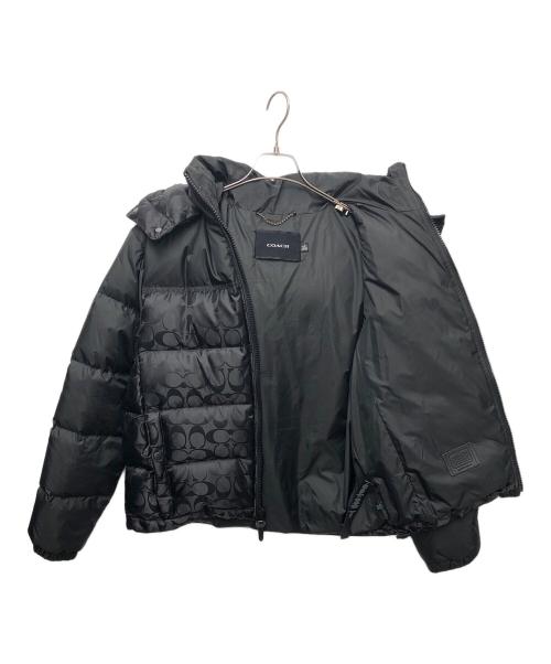 COACH（コーチ）COACH (コーチ) シグネチャー フーデッド パッファー ジャケット ブラック サイズ:Sの古着・服飾アイテム