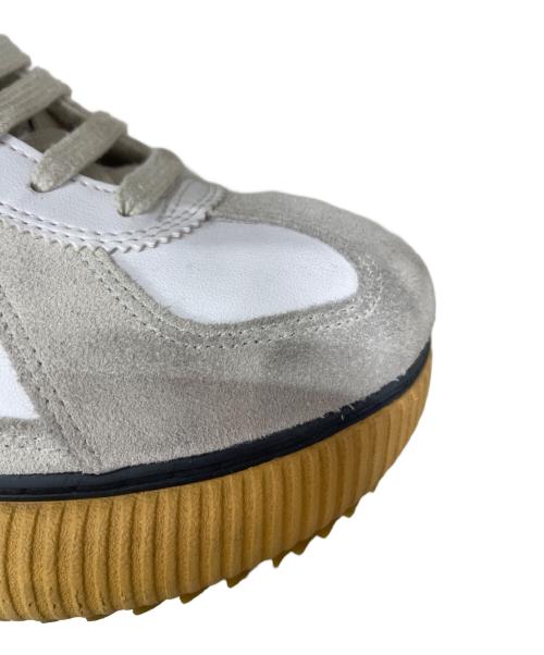 Onitsuka Tiger（オニツカタイガー）Onitsuka Tiger (オニツカタイガー) DELECITY ホワイト×カーキ サイズ:23.5cmの古着・服飾アイテム