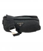 PRADAプラダ）の古着「ナイロンボディーバッグ」｜ブラック