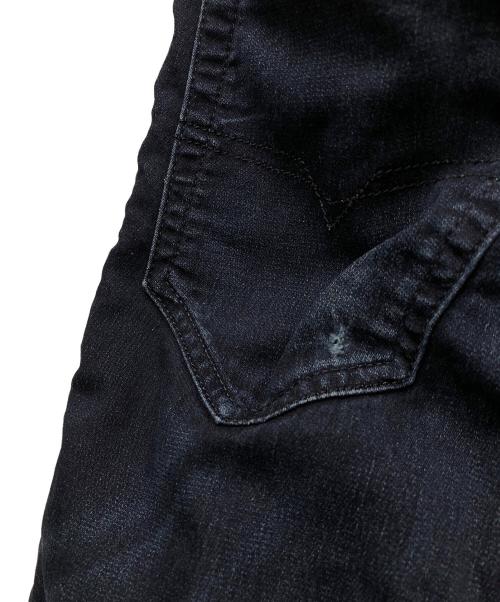 DIESEL（ディーゼル）DIESEL (ディーゼル) デニムパンツ インディゴ サイズ:28の古着・服飾アイテム