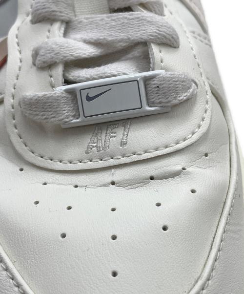NIKE（ナイキ）NIKE (ナイキ) AIR FORCE1(エアフォース1) ベージュ サイズ:22.5の古着・服飾アイテム