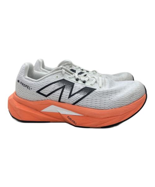 NEW BALANCE（ニューバランス）NEW BALANCE (ニューバランス) FUELCEL PROPEL V5 CG5(フューエルセル プロペル v5 CG5) ホワイト×オレンジ サイズ:28.5cmの古着・服飾アイテム