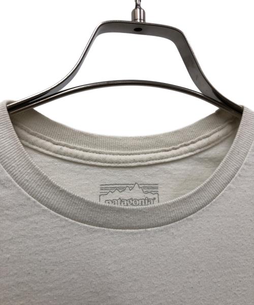 Patagonia（パタゴニア）Patagonia (パタゴニア) 半袖Tシャツ アイボリー サイズ:Mの古着・服飾アイテム