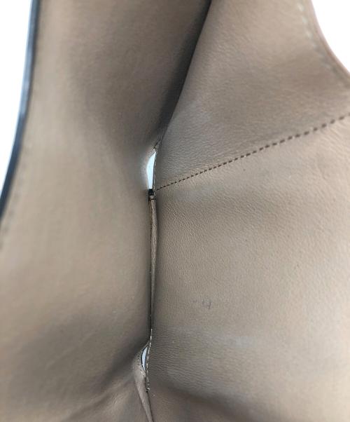 LOEWE（ロエベ）LOEWE (ロエベ) バーティカルウォレット　3つ折り財布 ベージュの古着・服飾アイテム