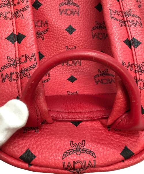 MCM（エムシーエム）MCM (エムシーエム) スタッズリュック ピンクの古着・服飾アイテム