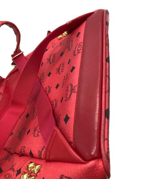 MCM（エムシーエム）MCM (エムシーエム) スタッズリュック ピンクの古着・服飾アイテム