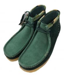 CLARKS（クラークス）の古着「ワラビーブーツ」｜グリーン