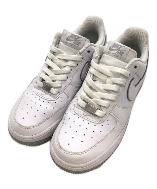 NIKE（ナイキ）NIKE (ナイキ) ＡＩＲ　ＦＯＲＣＥ１　エアフォースワン　ローカットスニーカー ホワイト サイズ:24.5ｃｍの古着・服飾アイテム
