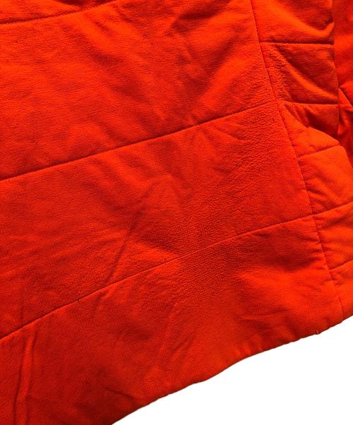 Patagonia（パタゴニア）Patagonia (パタゴニア) ナノエアフーディ オレンジ×ネイビー サイズ:Mの古着・服飾アイテム