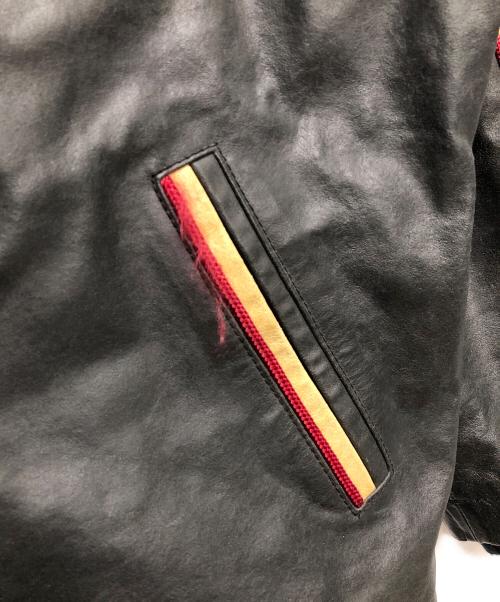 AVIREX（アヴィレックス）AVIREX (アヴィレックス) レザースタジアムジャケット ブラック×ベージュ サイズ:Sの古着・服飾アイテム