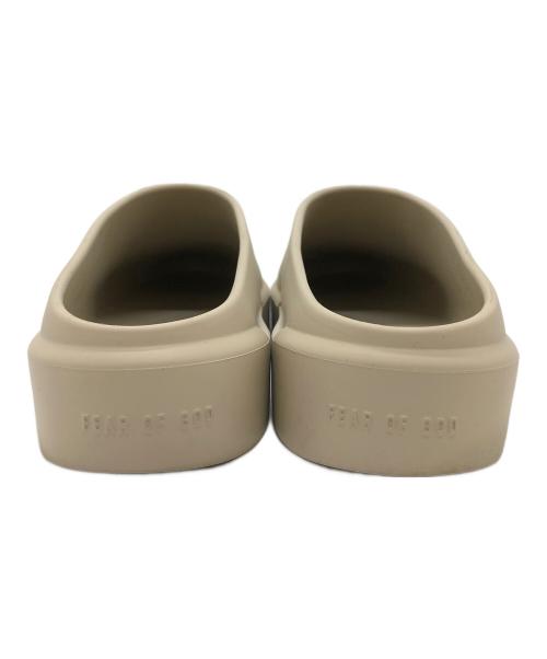 Fear Of God（フィア・オブ・ゴッド）FEAR OF GOD (フィア・オブ・ゴッド) スリッポン アイボリー サイズ:26−26.5の古着・服飾アイテム