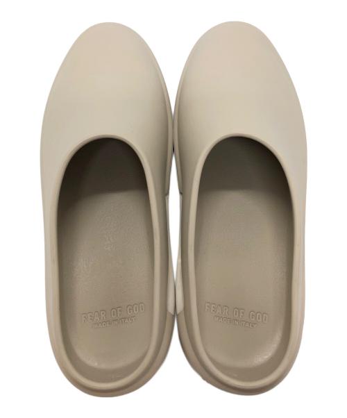 Fear Of God（フィア・オブ・ゴッド）FEAR OF GOD (フィア・オブ・ゴッド) スリッポン アイボリー サイズ:26−26.5の古着・服飾アイテム