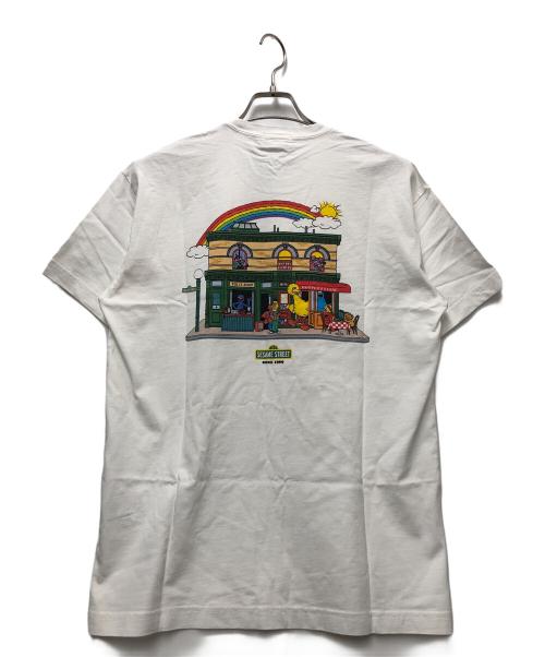 KITH（キス）KITH (キス) SESAME STREET (セサミストリート) 半袖カットソー ホワイト サイズ:Sの古着・服飾アイテム