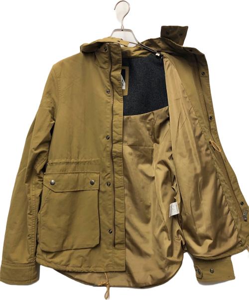 SIERRA DESIGNS（シエラデザインズ）SIERRA DESIGNS (シエラデザインズ) マウンテンパーカー ベージュ サイズ:Mの古着・服飾アイテム