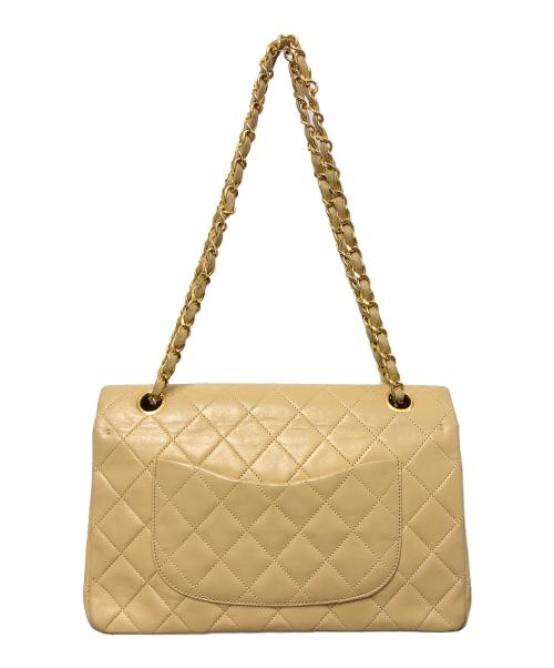 CHANEL（シャネル）CHANEL (シャネル) マトラッセ　ダブルチェーンショルダーバッグ ベージュの古着・服飾アイテム