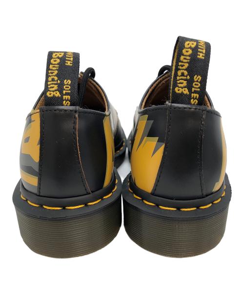 Dr.Martens（ドクターマーチン）Dr.Martens (ドクターマーチン) AIRWAIR VINTAGE SMOOTH ブラック×イエロー サイズ:UK4の古着・服飾アイテム