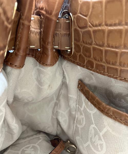 MICHAEL KORS（マイケル・コース）MICHAEL KORS (マイケル・コース) ハミルトンクロコ型押しデニム2wayショルダーバッグ ブラウン×ネイビーの古着・服飾アイテム