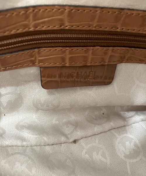 MICHAEL KORS（マイケル・コース）MICHAEL KORS (マイケル・コース) ハミルトンクロコ型押しデニム2wayショルダーバッグ ブラウン×ネイビーの古着・服飾アイテム