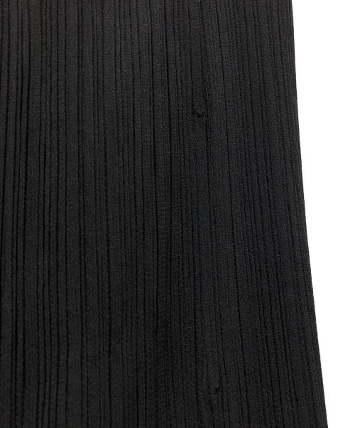 ISSEY MIYAKE（イッセイミヤケ）ISSEY MIYAKE (イッセイミヤケ) ボタンダウンプリーツスカート ブラック サイズ:Mの古着・服飾アイテム