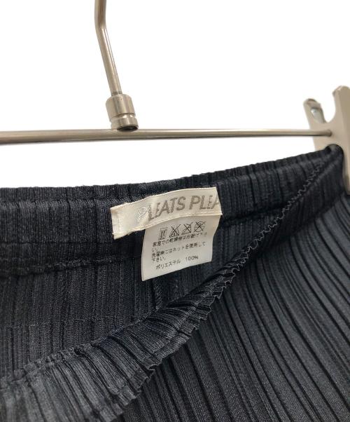PLEATS PLEASE（プリーツプリーズ）PLEATS PLEASE (プリーツプリーズ) プリーツフレアパンツ ブラック サイズ:2の古着・服飾アイテム