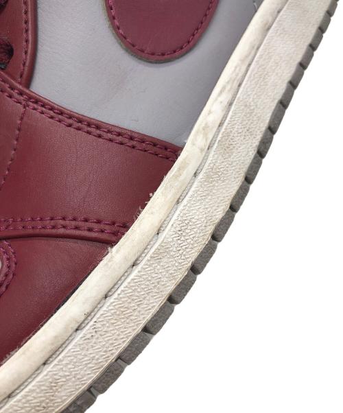 NIKE（ナイキ）NIKE (ナイキ) エアジョーダン1 ミッド レッド サイズ:26の古着・服飾アイテム