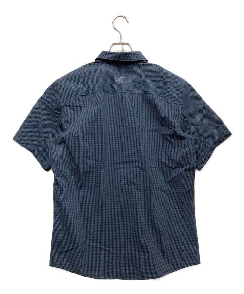 ARC'TERYX（アークテリクス）ARC'TERYX (アークテリクス) 半袖シャツ ネイビー サイズ:Sの古着・服飾アイテム