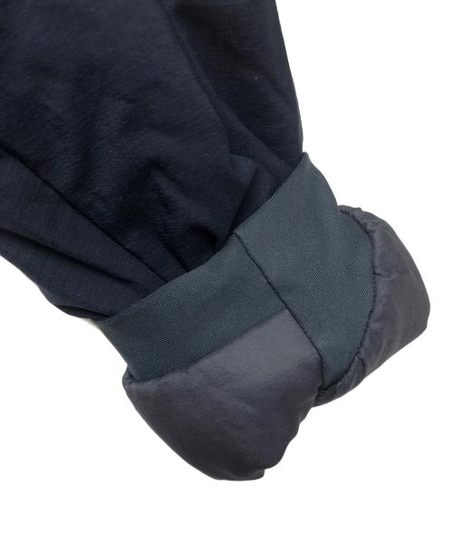 ARC'TERYX（アークテリクス）ARC'TERYX (アークテリクス) ATOM AR HOODY ネイビー サイズ:Mの古着・服飾アイテム