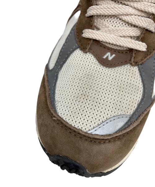 NEW BALANCE（ニューバランス）NEW BALANCE (ニューバランス) 2002R ブラウン サイズ:26.5の古着・服飾アイテム