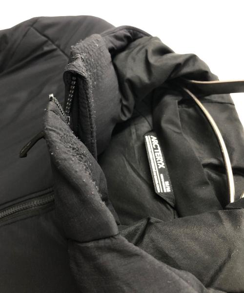 ARC'TERYX（アークテリクス）ARC'TERYX (アークテリクス) ATOM AR HOODY ブラック サイズ:Mの古着・服飾アイテム