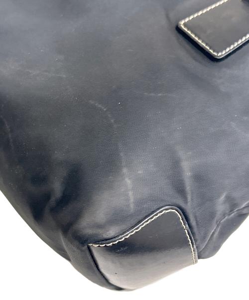 PRADA（プラダ）PRADA (プラダ) ナイロンハンドバッグ ブラックの古着・服飾アイテム