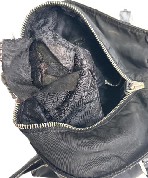 PRADA（プラダ）PRADA (プラダ) ナイロンハンドバッグ ブラックの古着・服飾アイテム