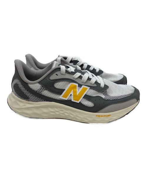 NEW BALANCE（ニューバランス）NEW BALANCE (ニューバランス) ローカットスニーカー グレー×ホワイト サイズ:27.5の古着・服飾アイテム
